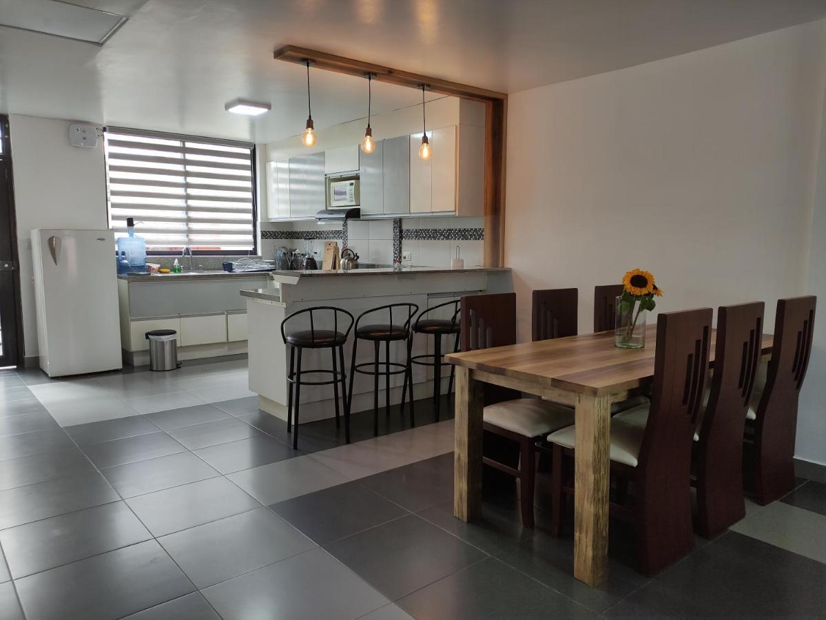 Elegante Apartamento Con Vistas Al Volcan Tungurahua Баньос Экстерьер фото